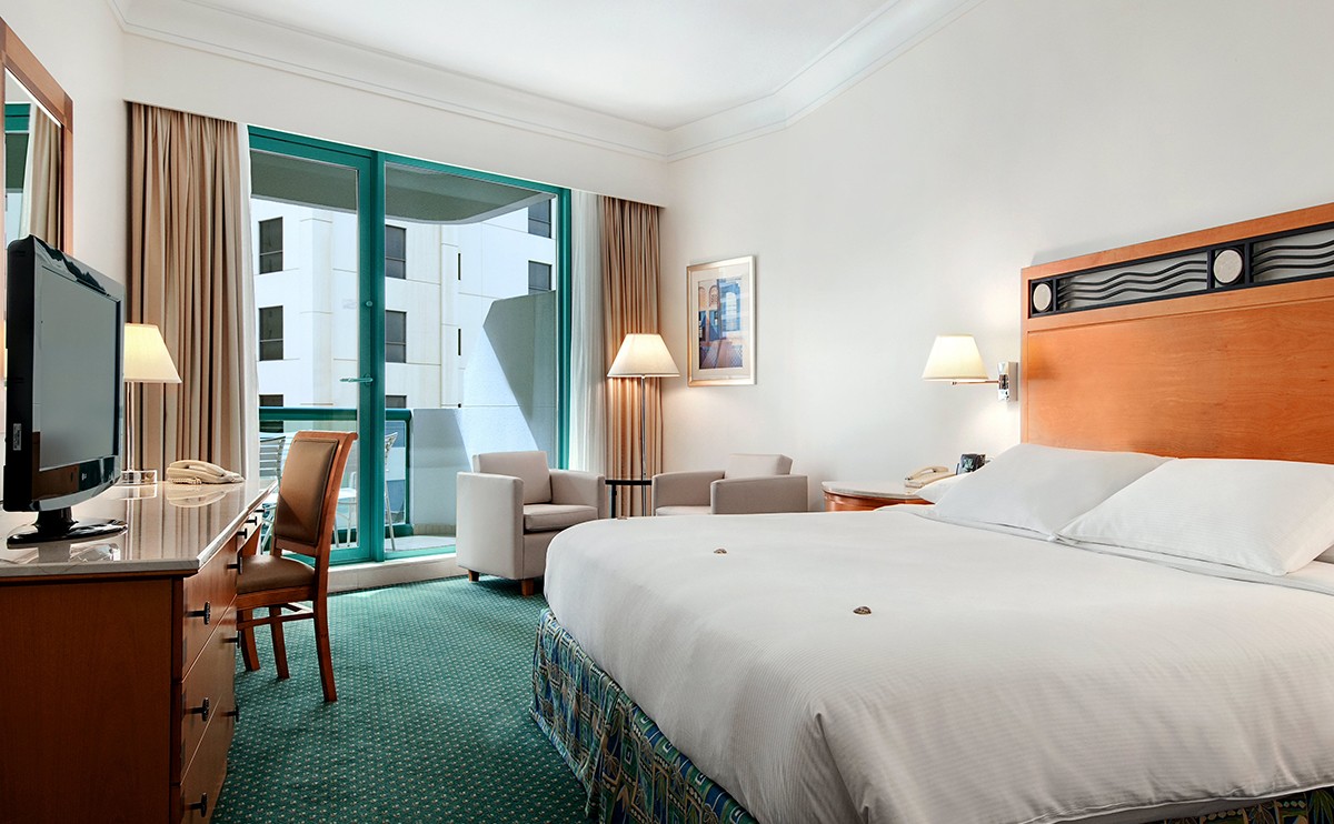 迪拜朱美拉希尔顿度假酒店