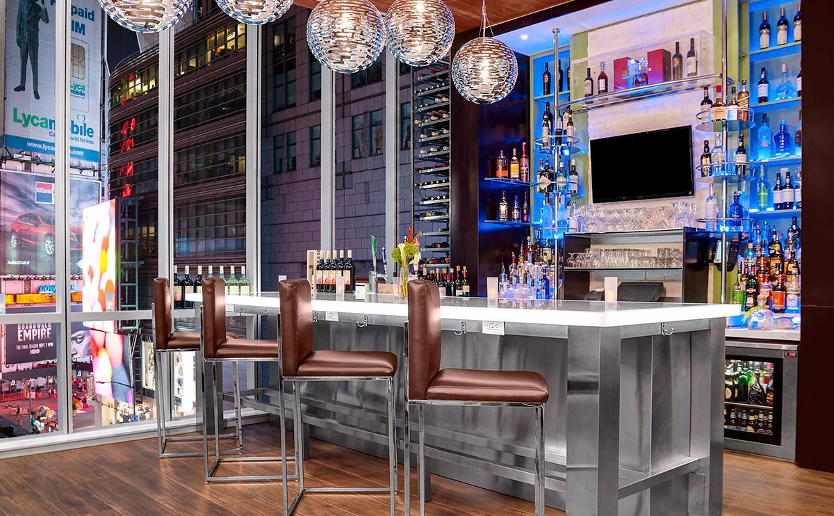 位于第42 街的纽约/时代广场希尔顿花园酒店