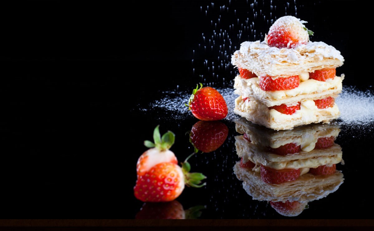 易糕点-可以挑选美味甜品与可口的饮料,琳琅满目的各式美点佳饮必定会