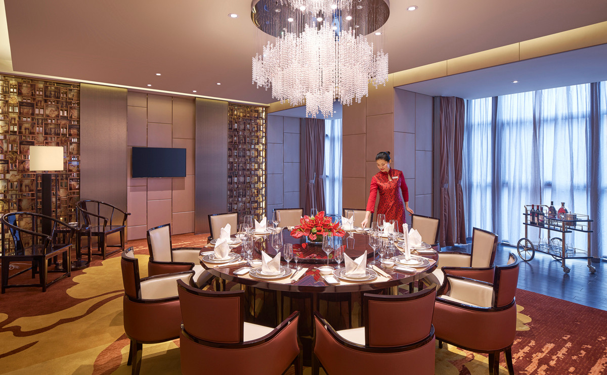 御玺·中餐厅拥有15间精致包房,是商务宴请和特殊庆祝活动的理想之选.