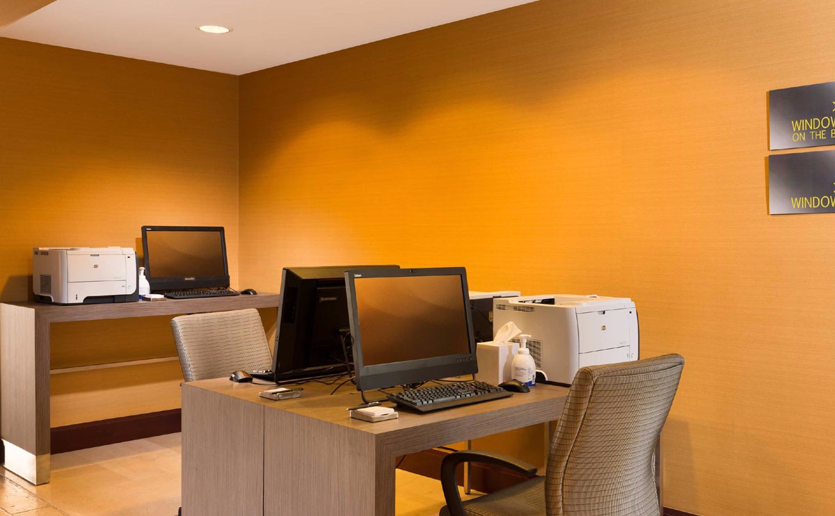 旧金山机场希尔顿酒店商务中心