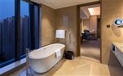 45m²超豪华景观房-落地窗浴室-视野开阔