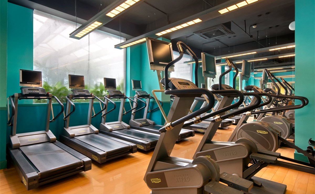 健身房-选用来自意大利健身品牌-泰诺健Technogym先进的有氧力量训练设备