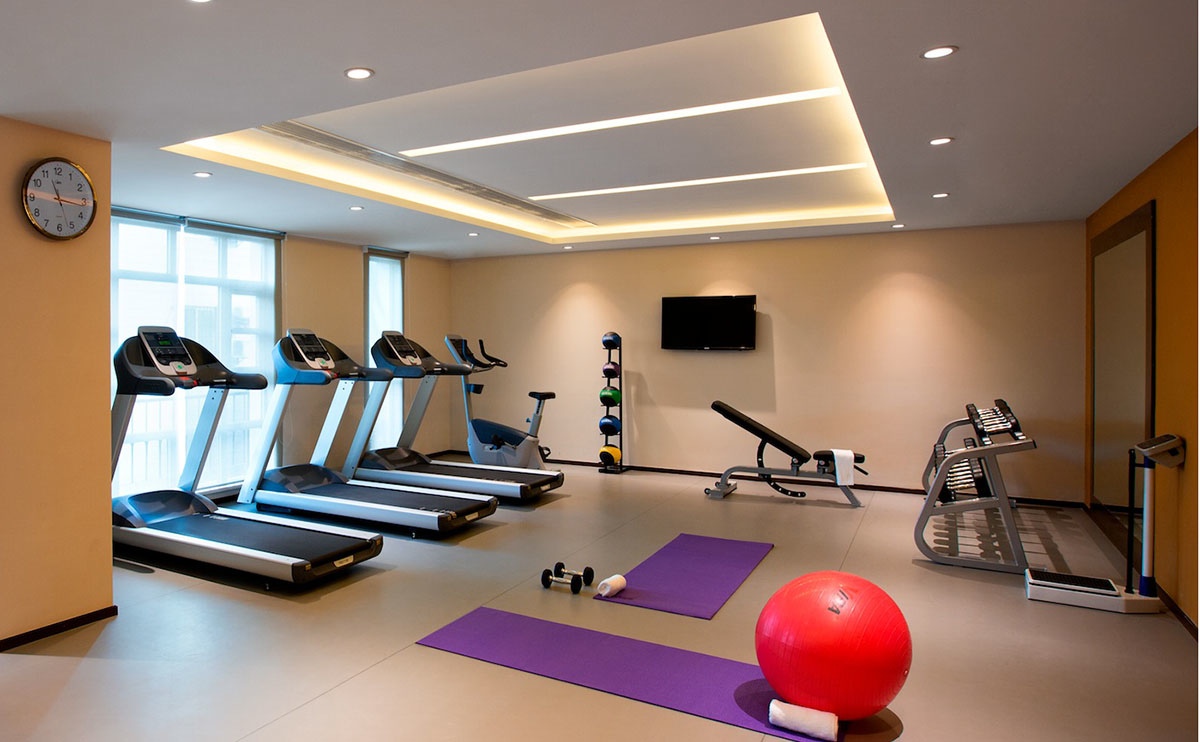 香格里拉实力希尔顿花园酒店健身房