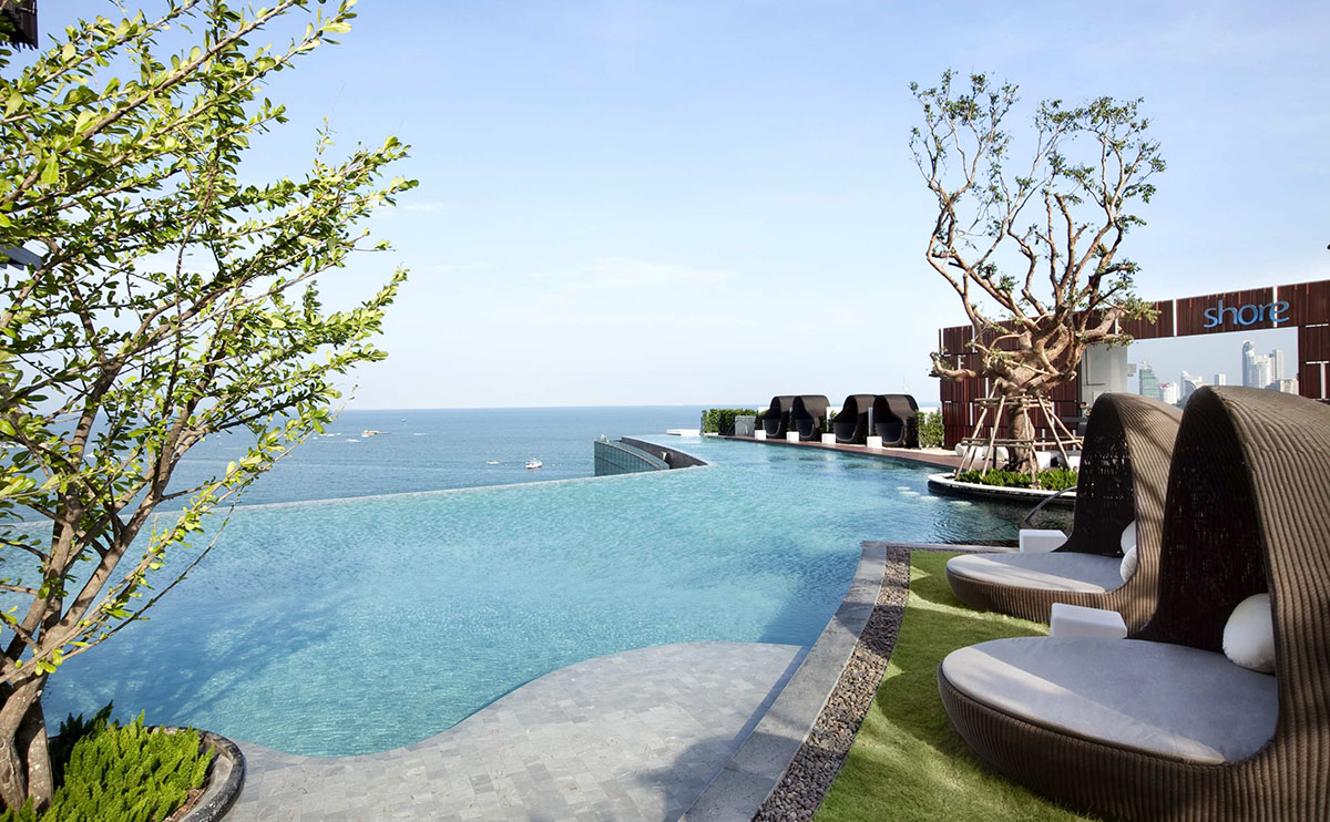 无边际泳池尽赏芭堤雅海景