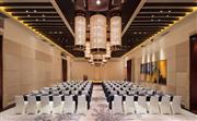 工布宴会厅，总面积253平方米的无立柱大宴会厅为您提供专业的婚礼场地或高端会议场所。
