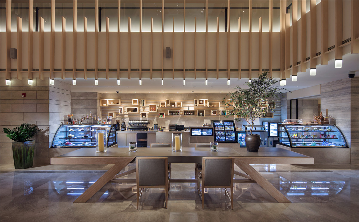 大堂吧便利店,提供各种简餐盒饮品的外带打包服务