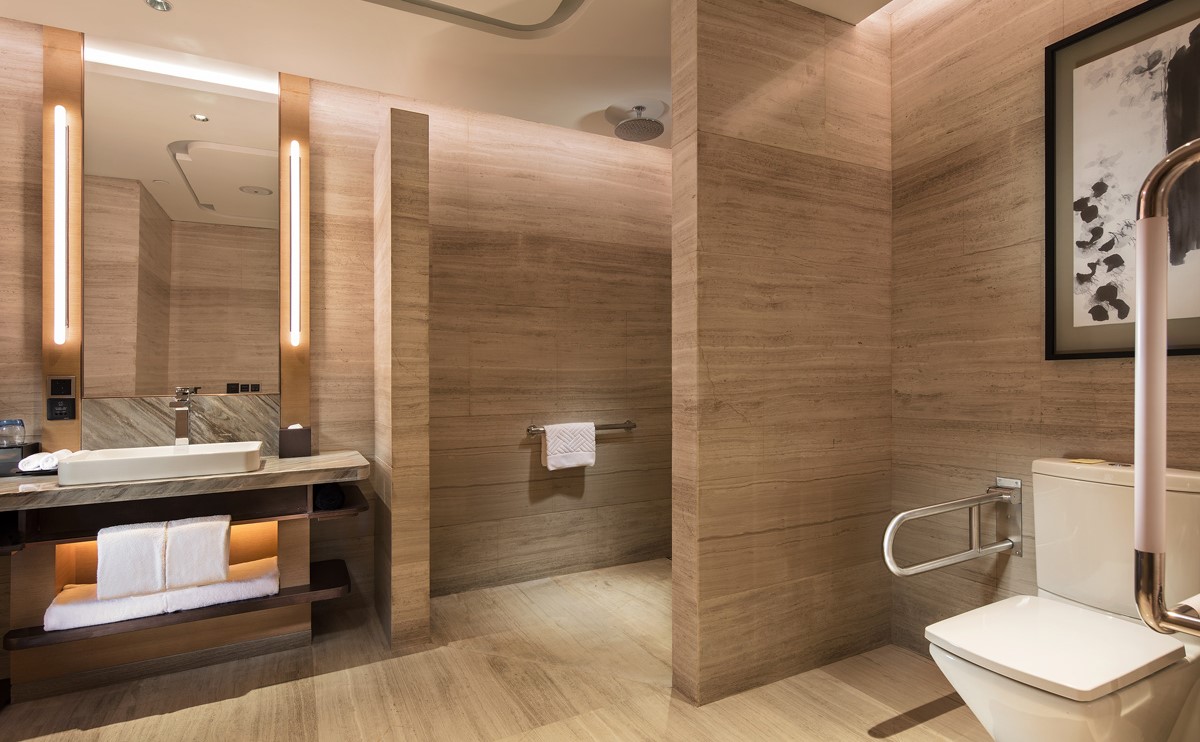 希尔顿无障碍客房,为您提供全套便利设施-济南鲁能希尔顿酒店及公寓