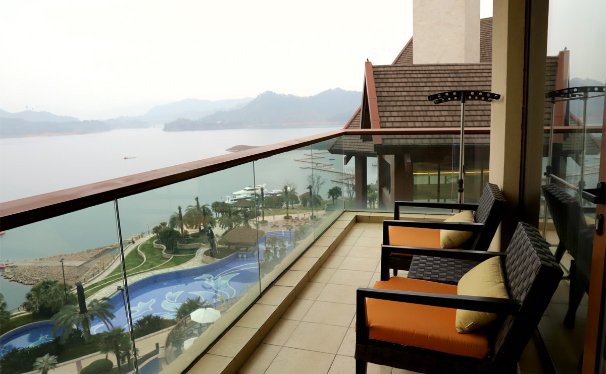    豪华湖景套房豪华湖景套房