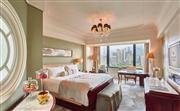 豪雅臨江客房- 擁有50平方米空間的豪雅臨江客房，配有全套豪華設施。