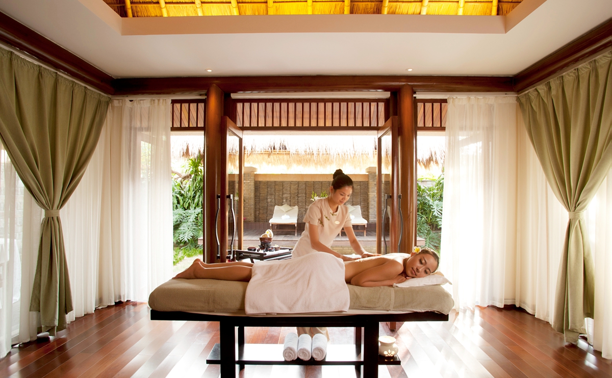 金茂三亚亚龙湾希尔顿大酒店