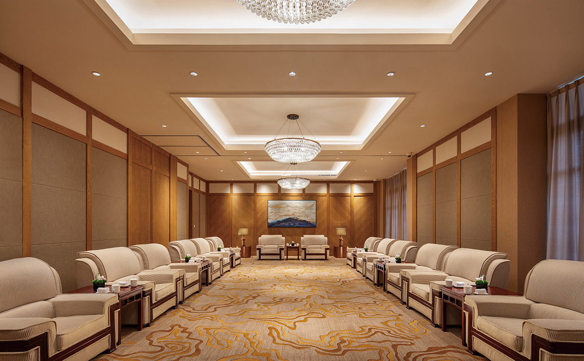 贵宾室面积91平方米 可接待16人同时使用.