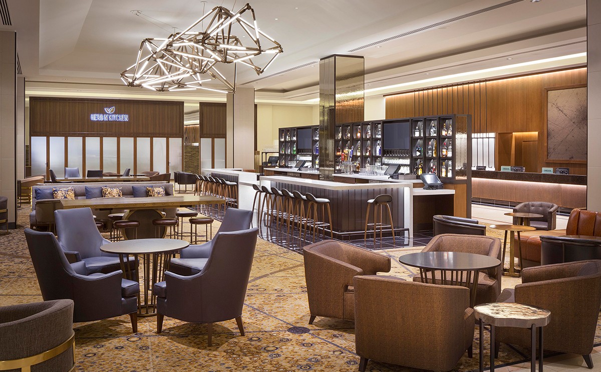 大堂酒吧-点上一杯招牌鸡尾酒,在我们修葺一新的大堂与朋友或同事会面