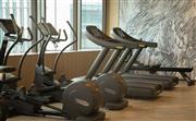 健身中心：配备高端意大利健身器材泰诺健、拳击区及有氧运动装备。