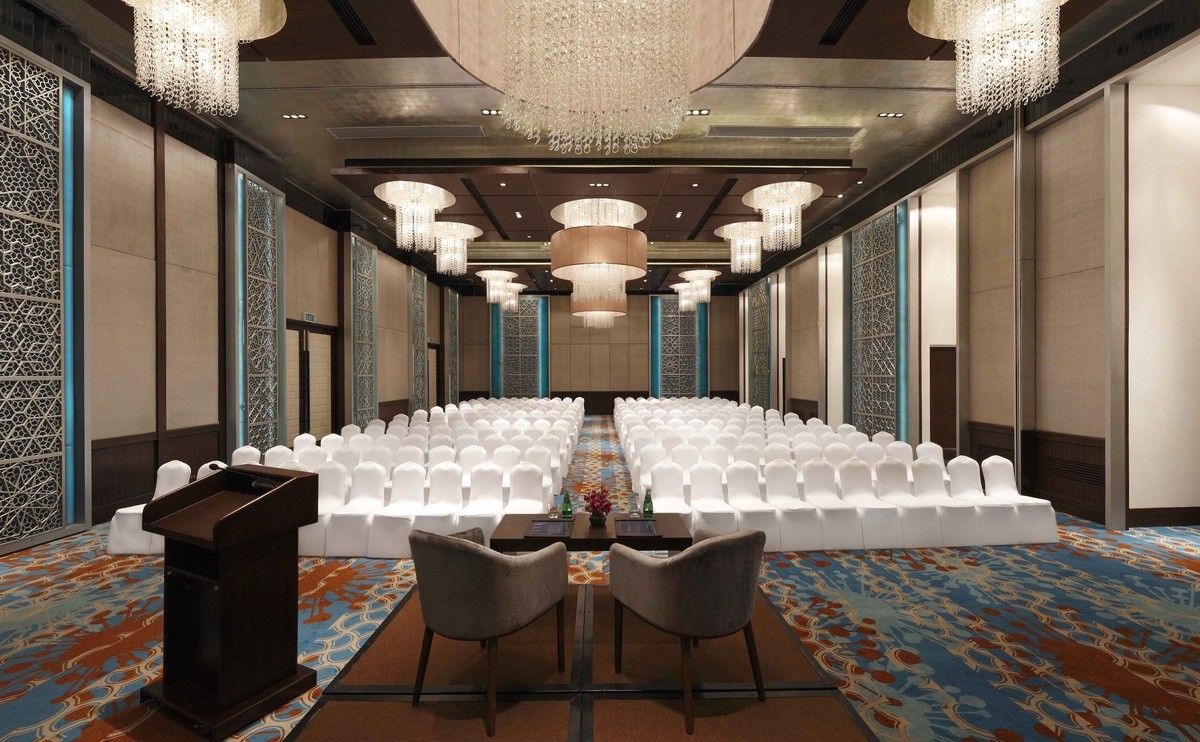 21 英尺高的无柱宴会厅提供充足的场地,便于您举行专属中型会议.