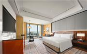 45平方米舒适客房，纵览福州城市风光。