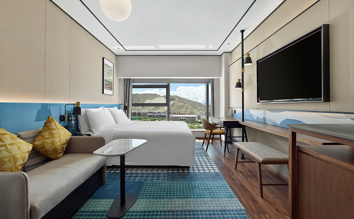 拉萨天峰希尔顿花园酒店 | 拉萨酒店 | 即刻预订