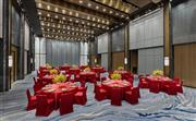 大宴會廳婚宴式_350㎡的精致婚慶典雅空間